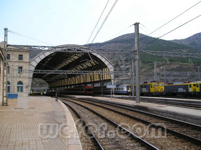 Renfe / ADIF: Portbou - 2005