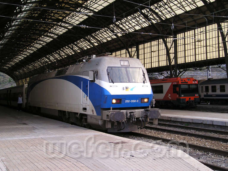 Renfe / ADIF: Portbou - 2005