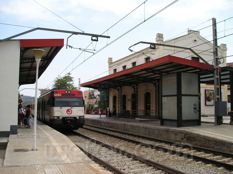 Renfe / ADIF: Cerdanyola del Vallès - 2005