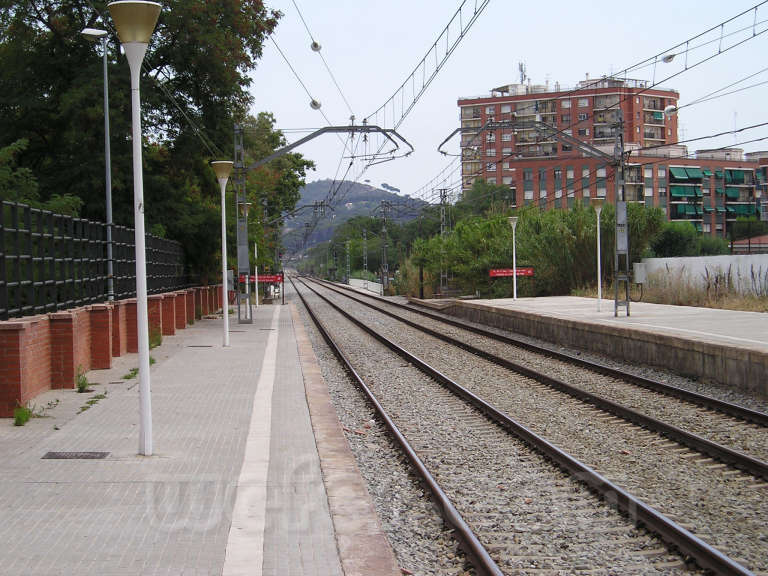 Renfe / ADIF: Cerdanyola del Vallès - 2005