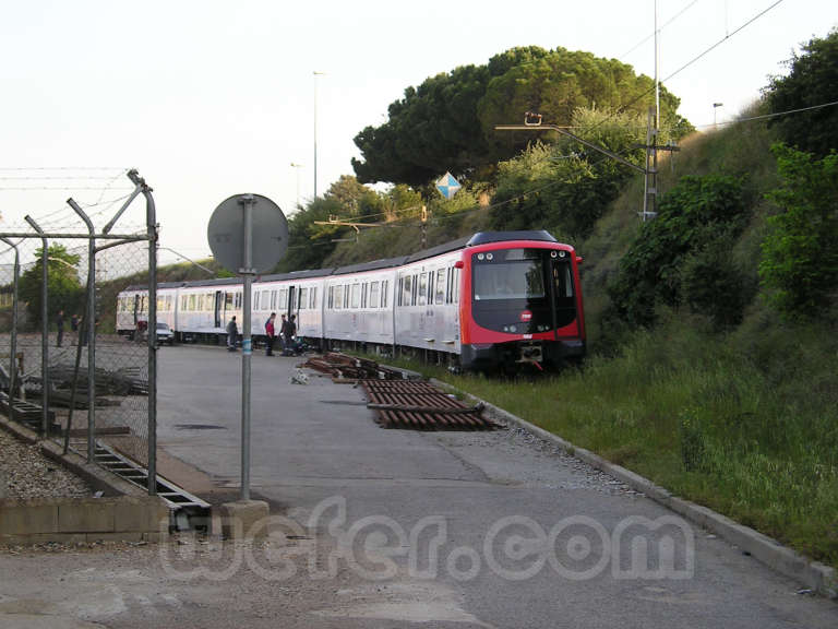 Renfe / ADIF: Sabadell Sud - 2007 - Llegada de nuevo tren Metro de Barcelona