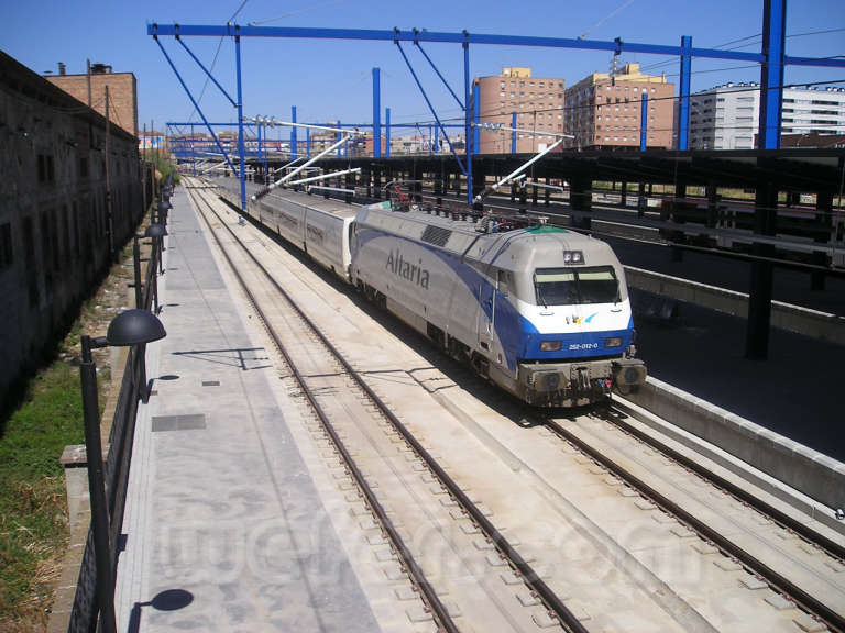 Renfe / ADIF: Lleida - Pirineus - 2004