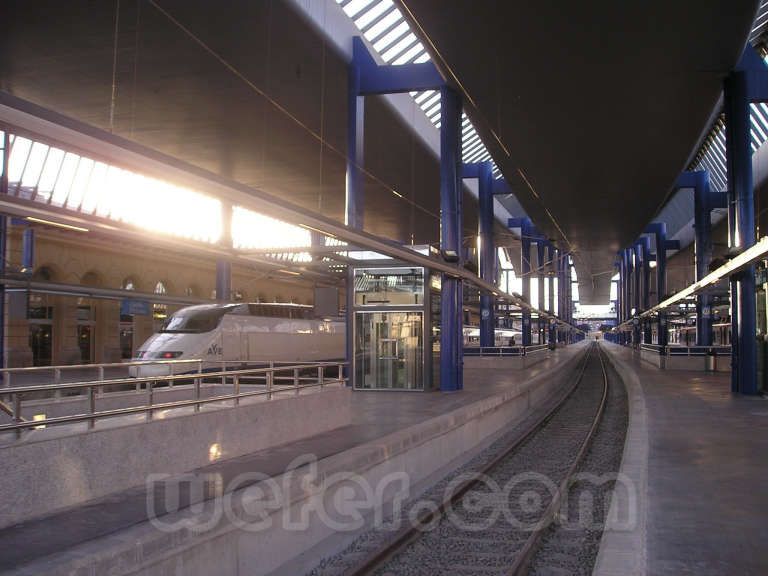 Renfe / ADIF: Lleida - Pirineus - 2004