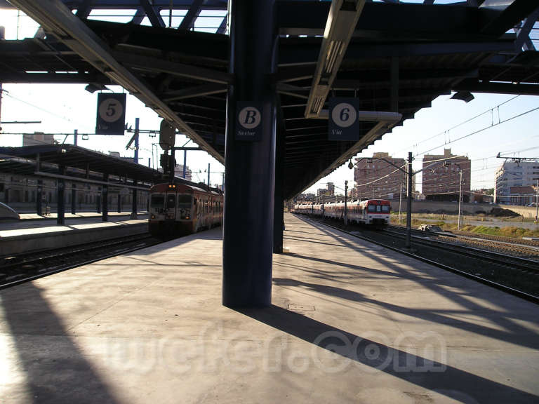 Renfe / ADIF: Lleida - Pirineus - 2006