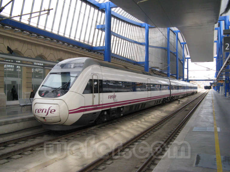 Renfe / ADIF: Lleida - Pirineus - 2010