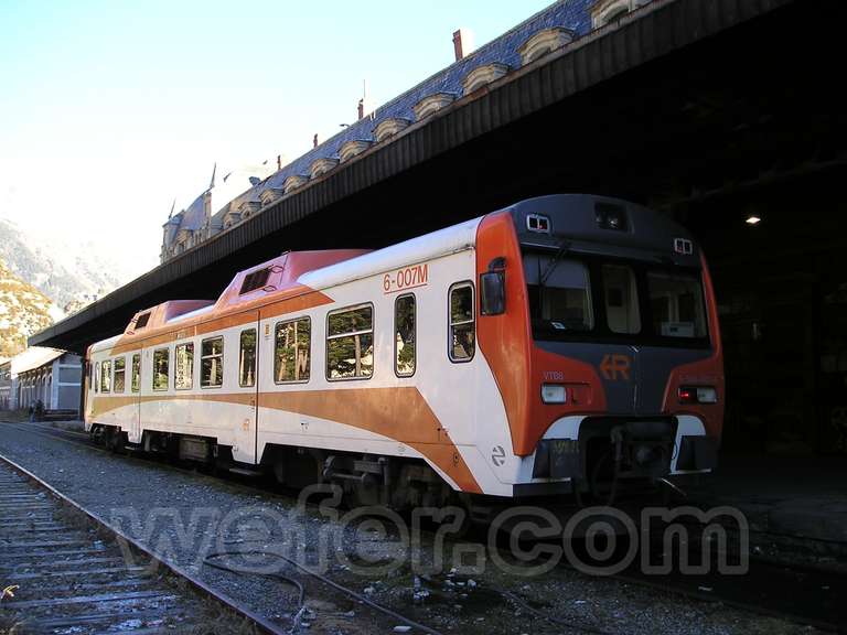 Renfe / ADIF: estación internacional de Canfranc - 2005