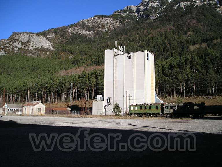 Renfe / ADIF: estación internacional de Canfranc - 2005