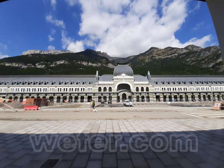 Renfe / ADIF: estación internacional de Canfranc - 2021