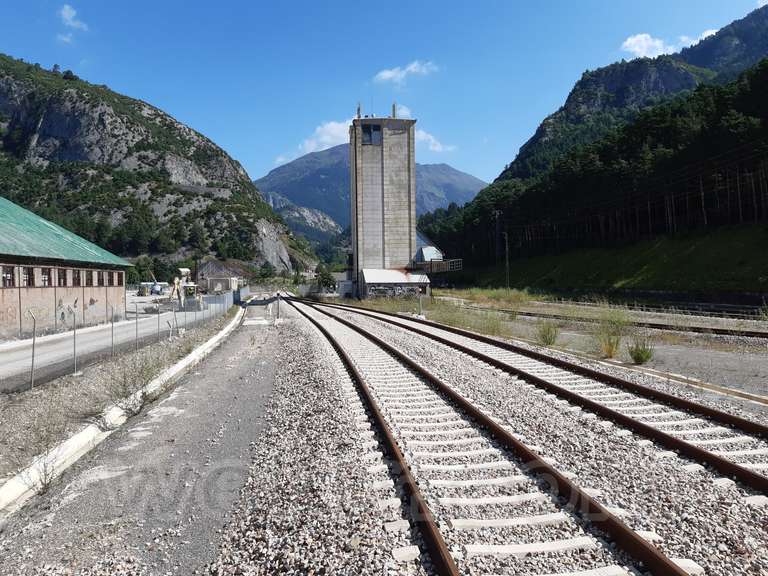 Renfe / ADIF: estación internacional de Canfranc - 2021