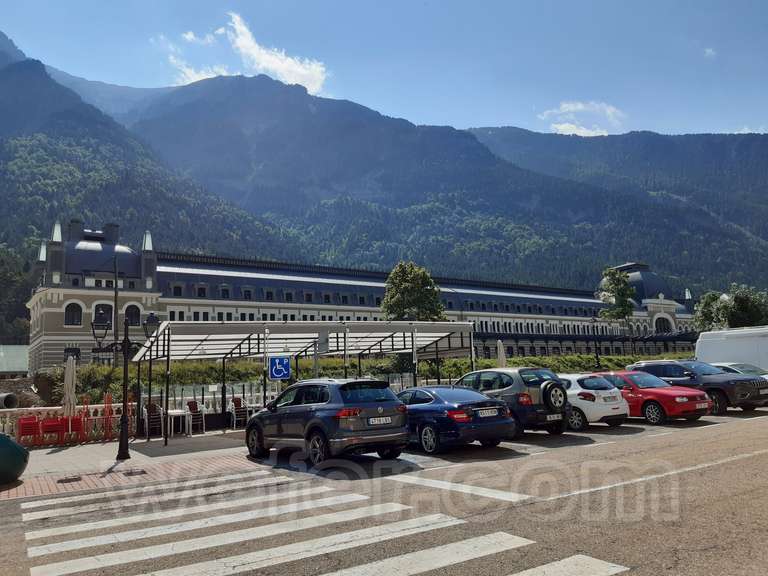 Renfe / ADIF: estación internacional de Canfranc - 2021