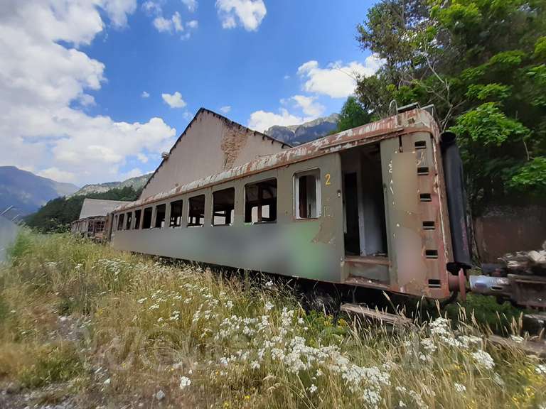 Renfe / ADIF: estación internacional de Canfranc - 2021