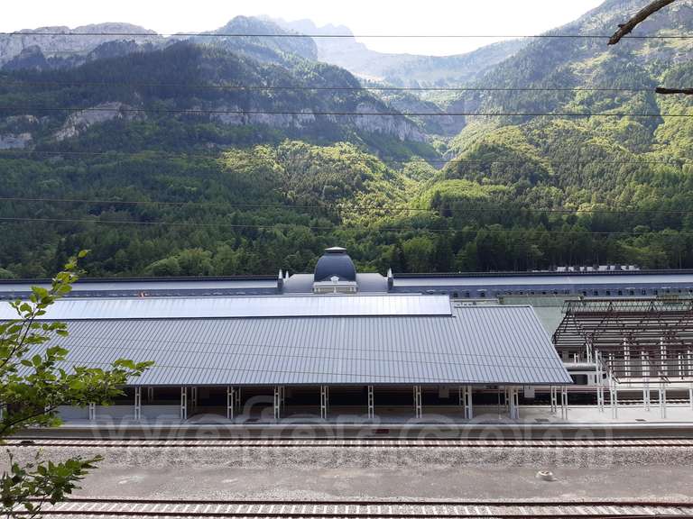 Renfe / ADIF: estación internacional de Canfranc - 2021