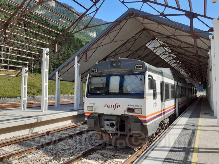 Renfe / ADIF: estación internacional de Canfranc - 2021