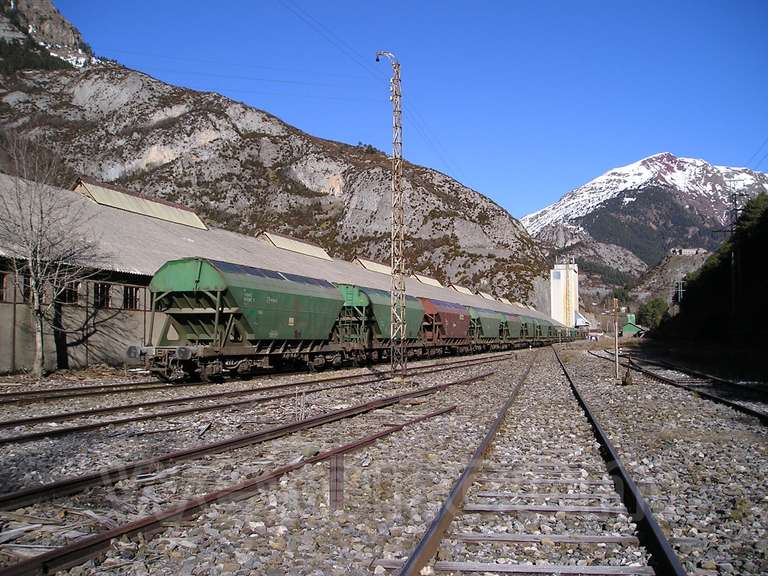 Renfe / ADIF: estación internacional de Canfranc - 2005