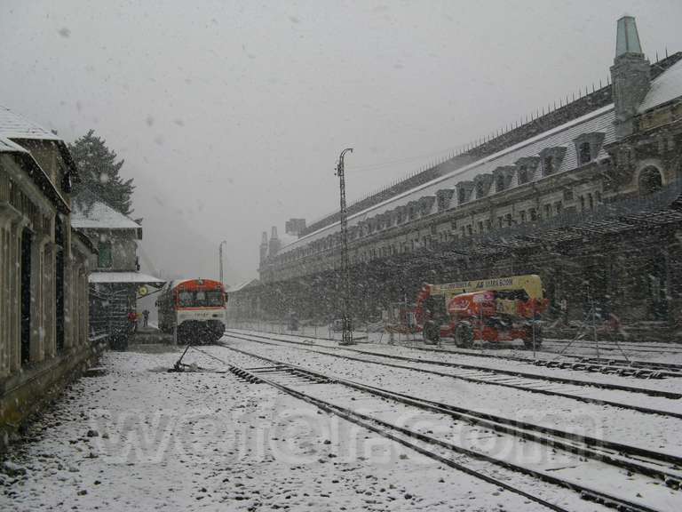 Renfe / ADIF: estación internacional de Canfranc - 2009