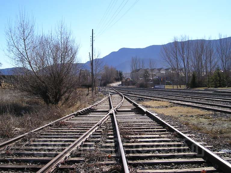 Renfe / ADIF: Jaca - 2005