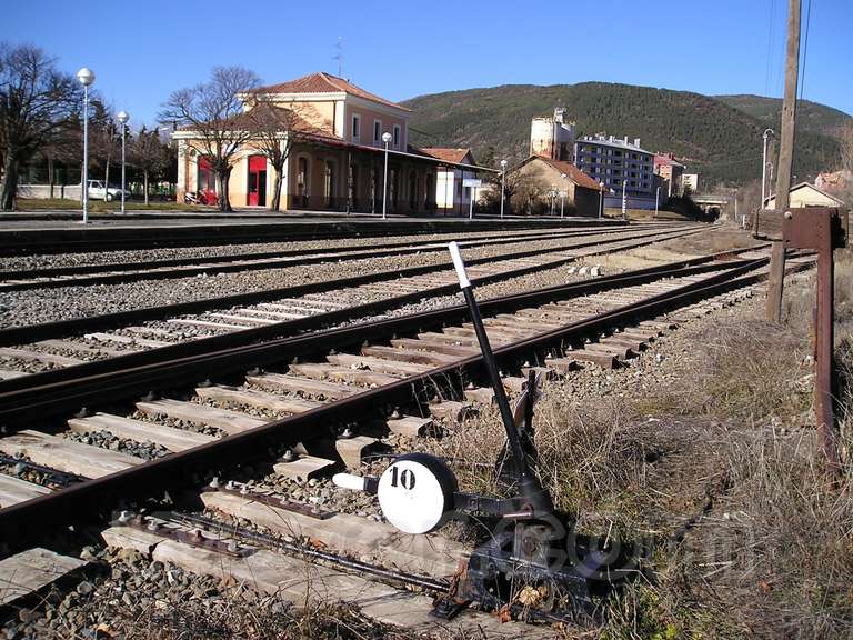 Renfe / ADIF: Jaca - 2005